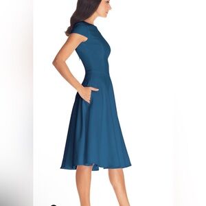 NWT: Dress The Population Livia Dress.  size M.  Peacock Blue